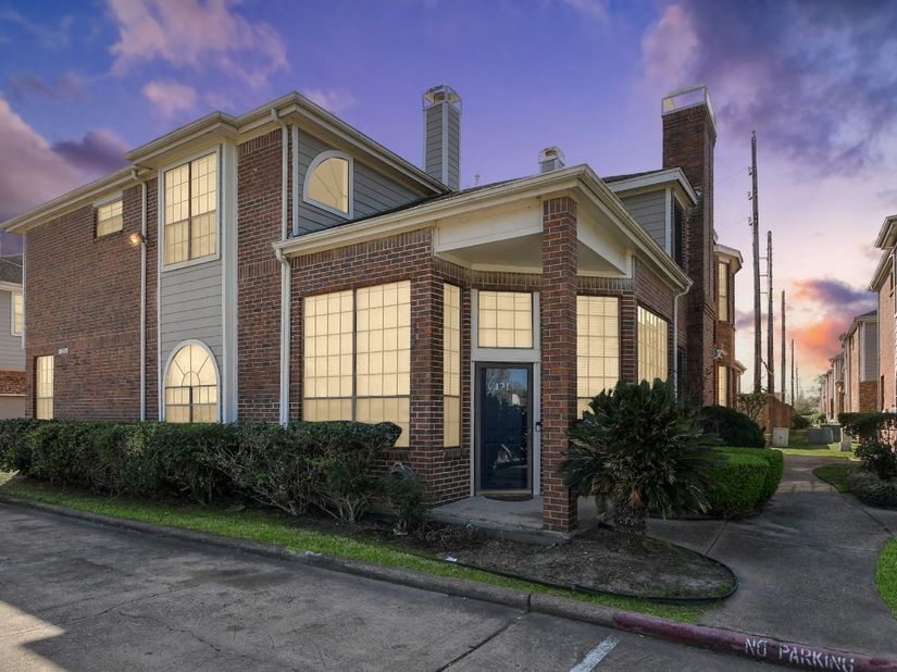 8888 Benning Drive 171, Houston TX 77031