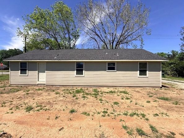 102 Elmfield Street, Houston TX 77047