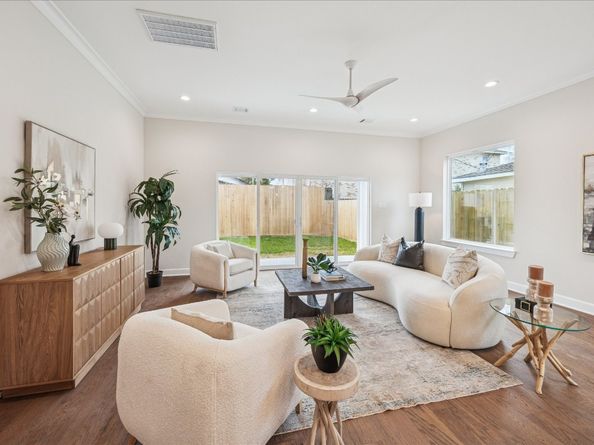 1303 Cordell Street B, Houston TX 77009