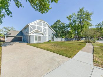 6918 Bent Branch Drive