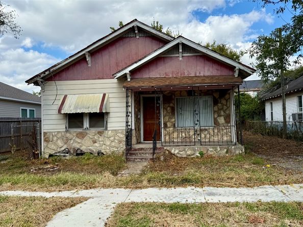 7809 Capitol Street, Houston TX 77012
