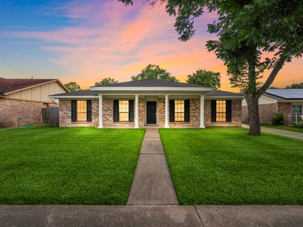11506 Hornbrook Drive, Houston TX 77099