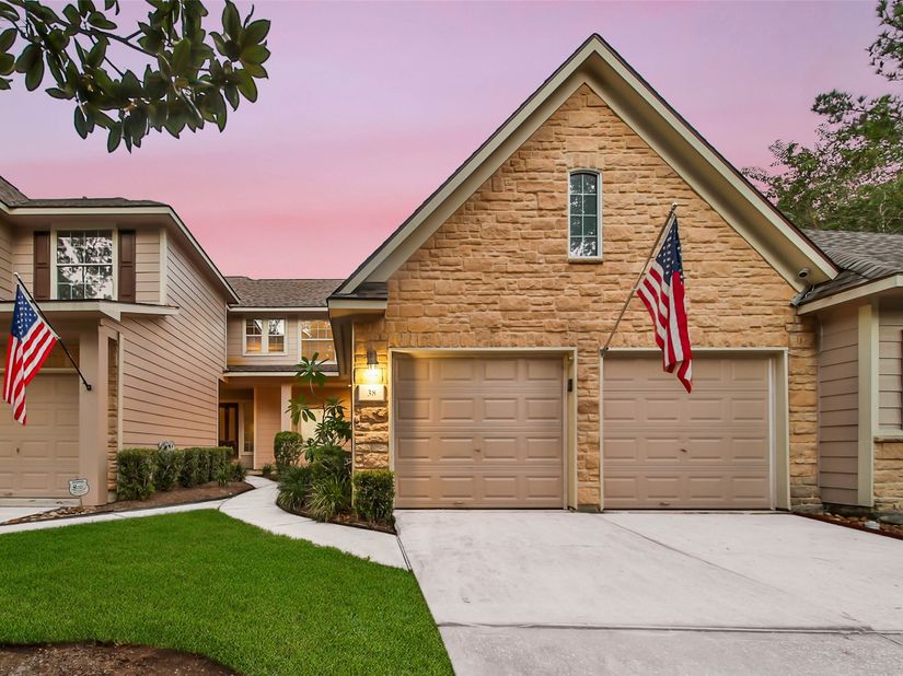 38 W Greenhill Terrace Place, Spring TX 77382