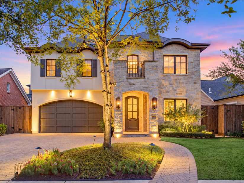 2215 North Boulevard, Houston TX 77098