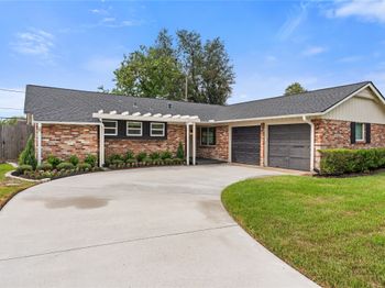 2302 Willowby Drive