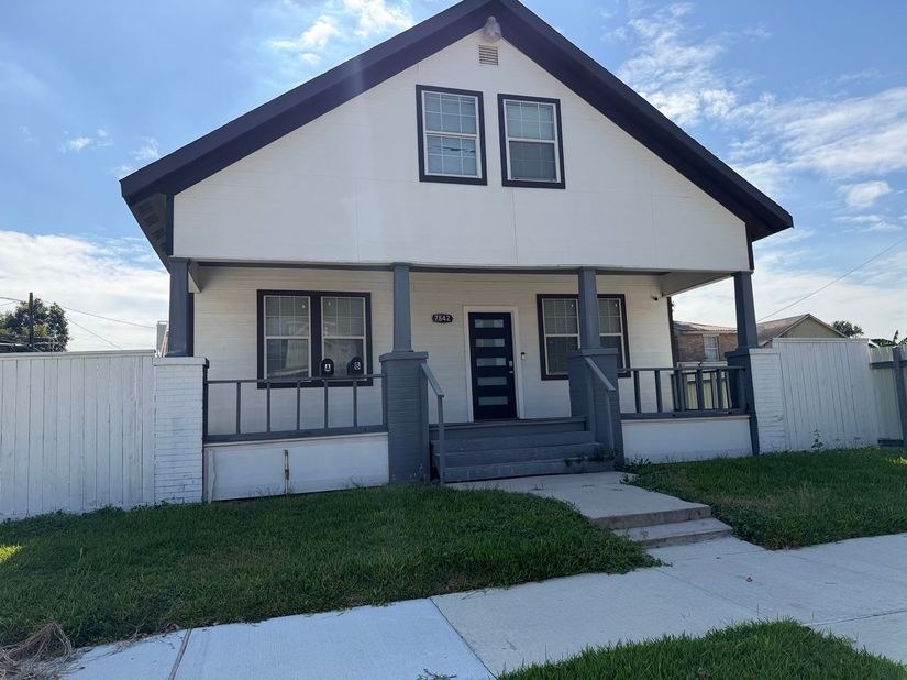 7842 Baltimore Street A/B, Houston TX 77012