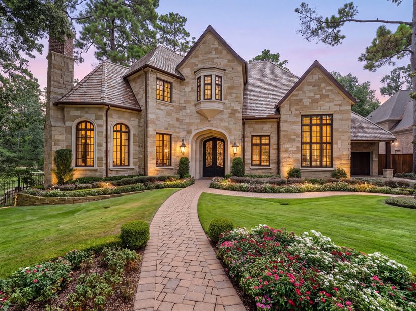 50 Patti Lynn Lane, Houston TX 77024