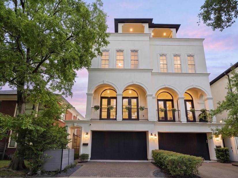 1303 W Bell Street, Houston TX 77019