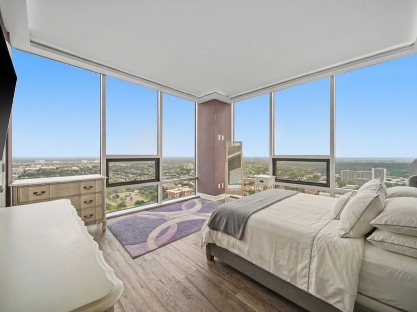 5100 San Felipe Street 374E, Houston TX 77056
