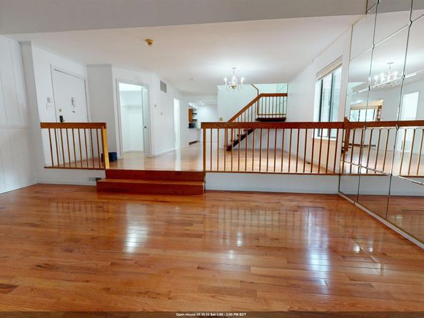 602 Sanderling Ct 602, Secaucus NJ 07094