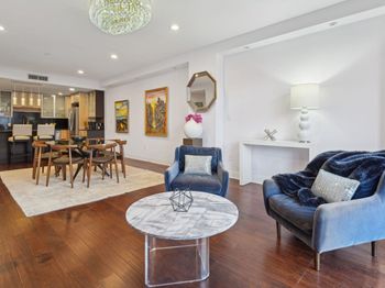 208 Shearwater Ct West