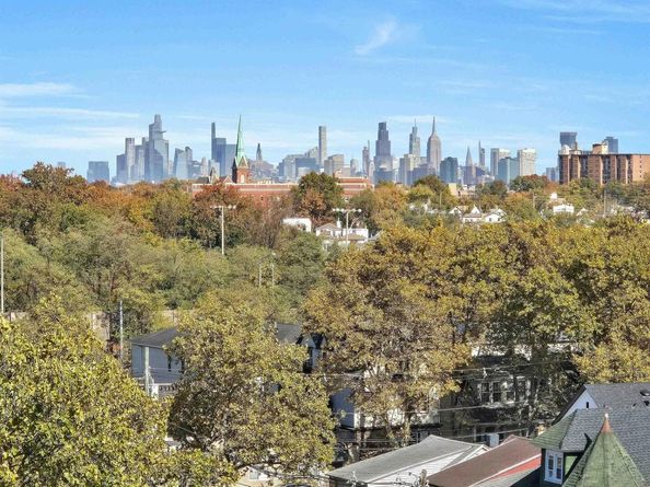 1225 Kennedy Blvd 9H, Bayonne NJ 07002