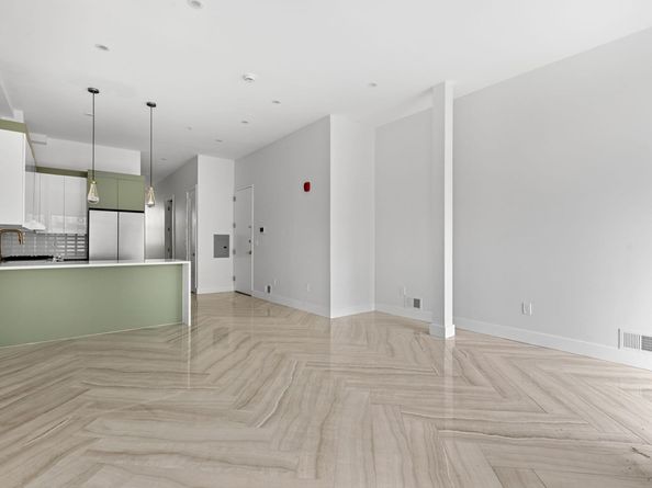 322 3rd St 1, Jersey City NJ 07302