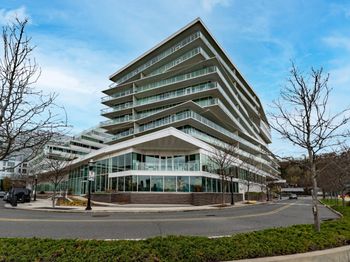 800 Avenue At Port Imperial