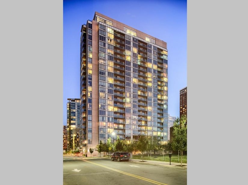 1 Shore Lane 2207s, Jersey City NJ 07310