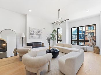 81 Lexington Ave
