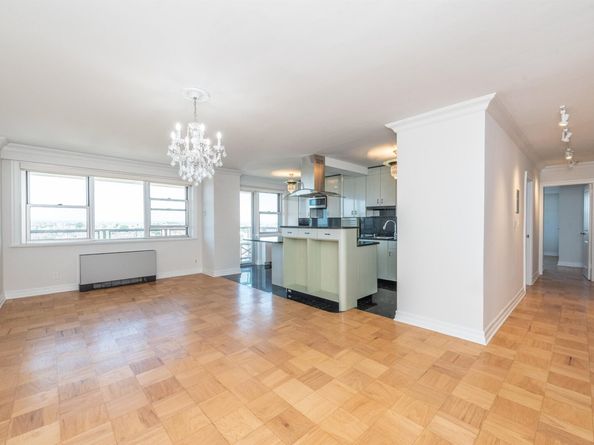 6600 Blvd East 19K, West New York NJ 07093
