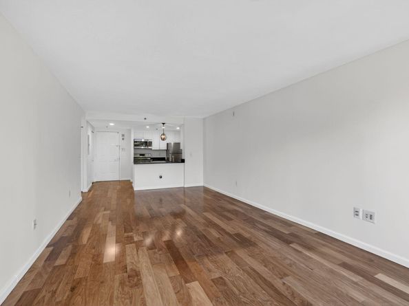 1 2nd St 206, Jersey City NJ 07302