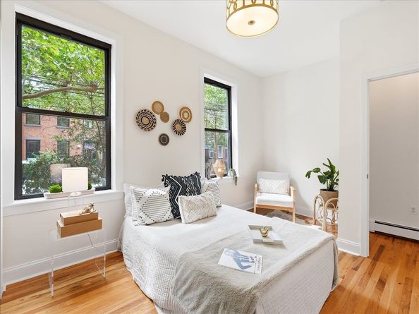 321 Bloomfield St 2, Hoboken NJ 07030