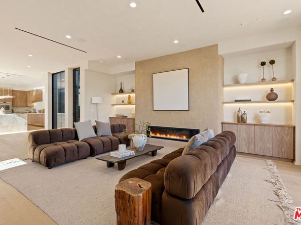 923 Milwood Avenue, Venice CA 90291