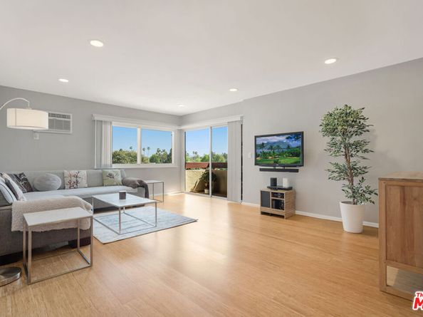 8001 Redlands Street 207, Playa Del Rey CA 90293