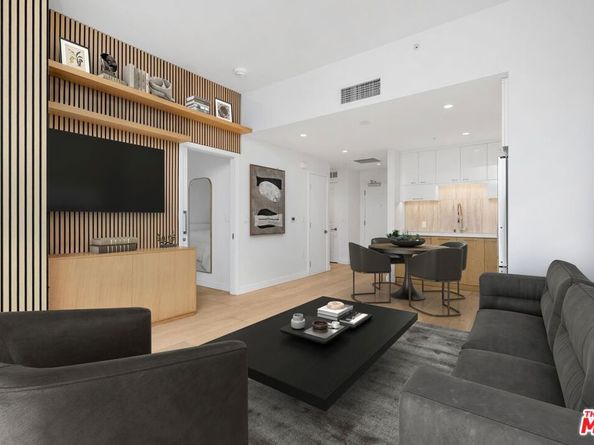 400 S Broadway 1021, Los Angeles CA 90013