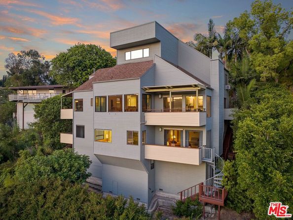 6201 Quebec Drive, Los Angeles CA 90068