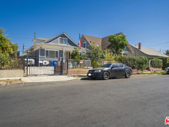 2941 W 14th Street, Los Angeles CA 90006