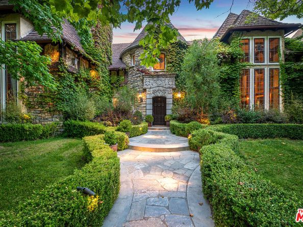 1460 Moraga Drive, Los Angeles CA 90049