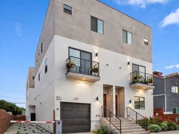 1842 S Sycamore Avenue