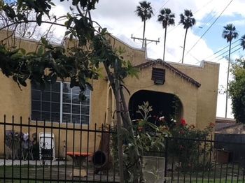 1216 E 84th Street