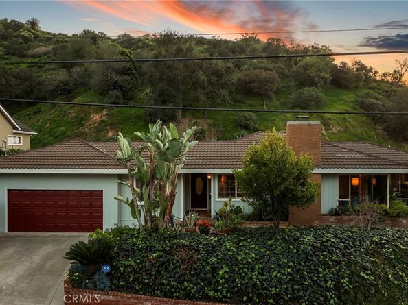 2064 Oak Valley, Glendale CA 91208