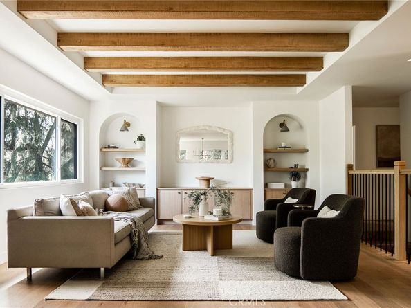 521 Fremont Drive, Pasadena CA 91103