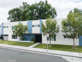 2327 E Myrrh Street