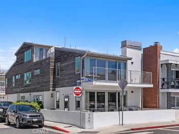 200 E Balboa Boulevard