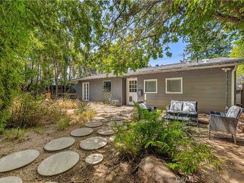 2361 Pelham