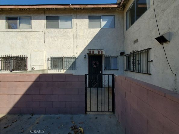 2020 W 23 Street 17, Long Beach CA 90810