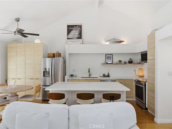 805 Grayling Bay 46, Costa Mesa CA 92626