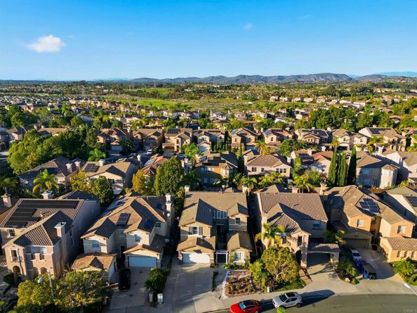 7132 Torrey Mesa Ct, San Diego CA 92129