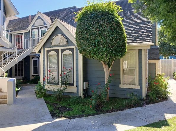 810 Baker 112, Costa Mesa CA 92626