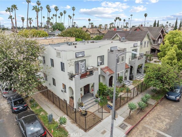 1500 S Hobart Boulevard, Los Angeles CA 90006