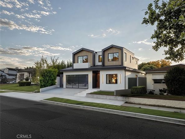 706 S Kenneth Road, Burbank CA 91501