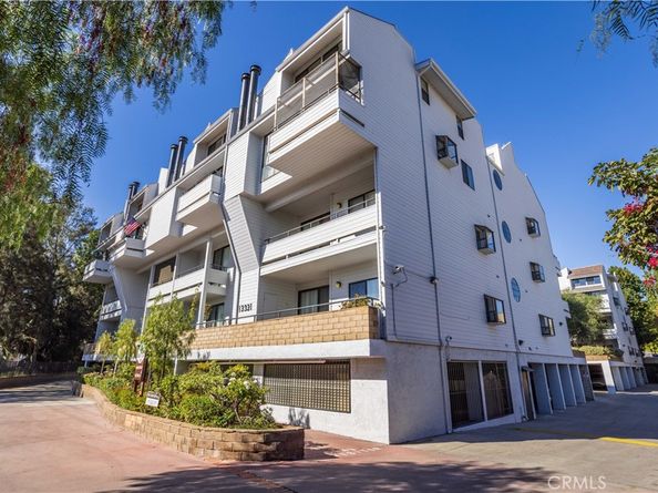 13331 Moorpark Street 319, Sherman Oaks CA 91423