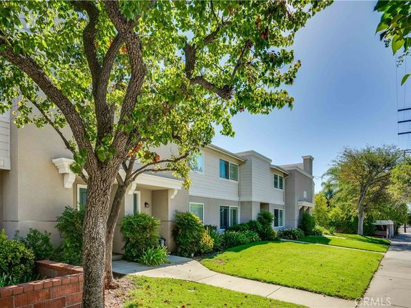 10220 Zelzah Avenue 3, Northridge CA 91325