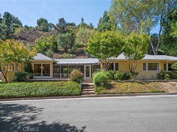 1601 Stone Canyon Road