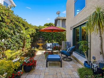 2302 Harriman Lane
