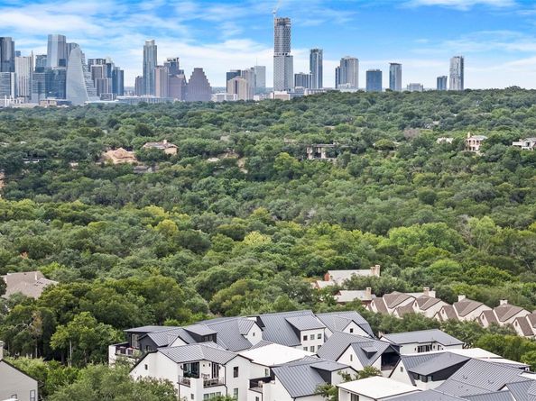 1719 Spyglass DR 1, Austin TX 78746