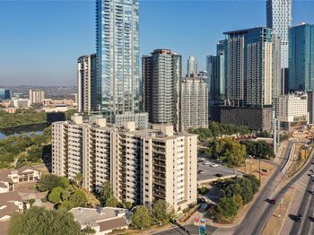 40 N Interstate 35 Highway