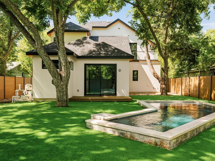3210 Thompson, Austin TX 78702