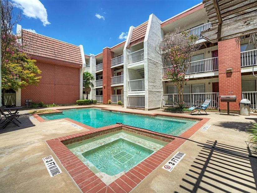 3115 Helms ST 210, Austin TX 78705